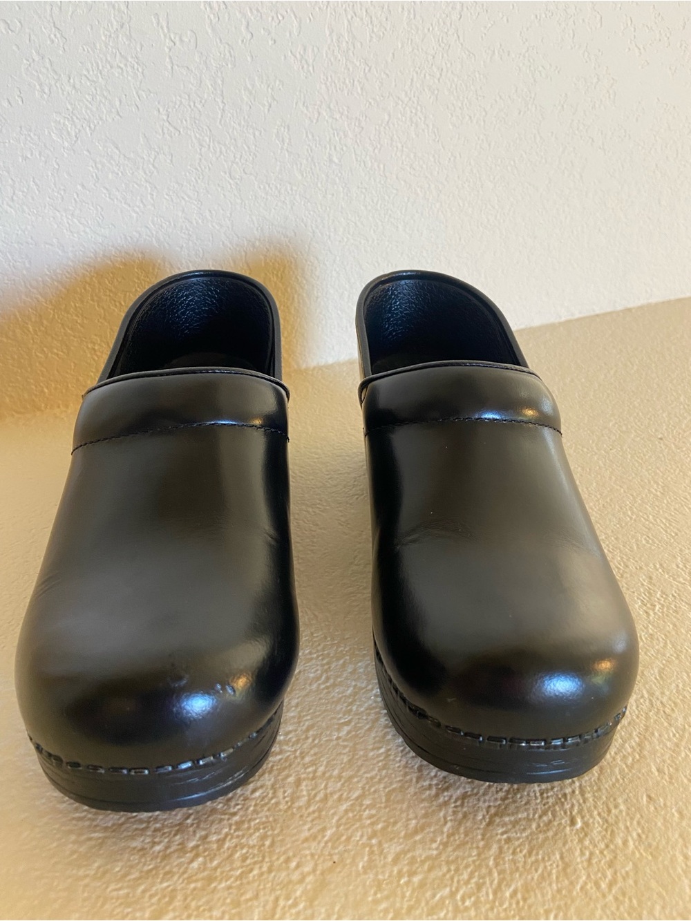 Dansko Woman’s Clog. Size 38